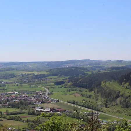 Moderne Mit Eigenem Garten Und Traumhaften Blick Wilhelmsthal