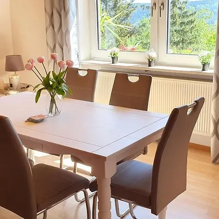 Moderne Mit Eigenem Garten Und Traumhaften Blick * Wilhelmsthal