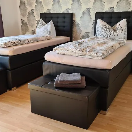 Moderne Mit Eigenem Garten Und Traumhaften Blick *