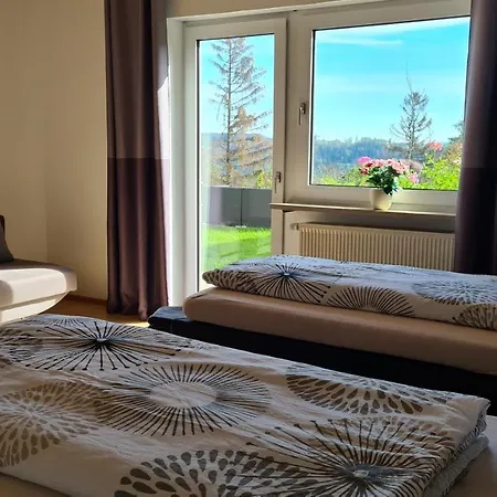 Moderne Mit Eigenem Garten Und Traumhaften Blick Apartmán